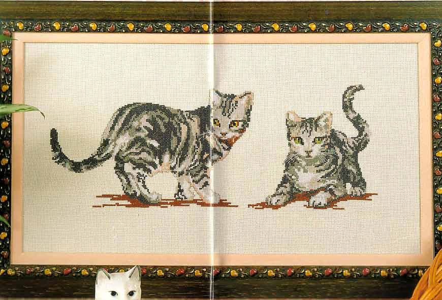 Bel quadro punto croce con gatti tigrati grigi (2)