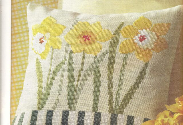 cuscino con narcisi (1)