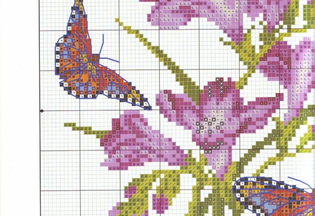 cuscino fresie e farfalle1 (3)