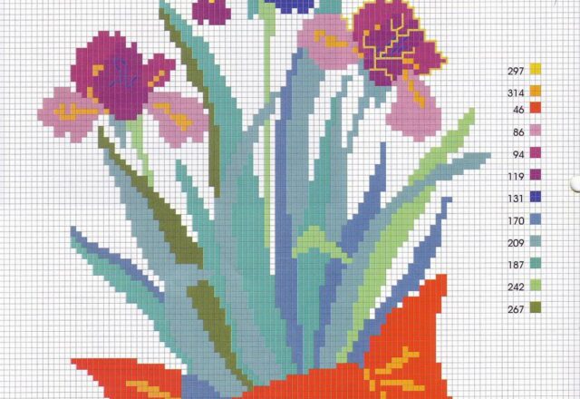 cuscino punto croce con fiori viole (1)