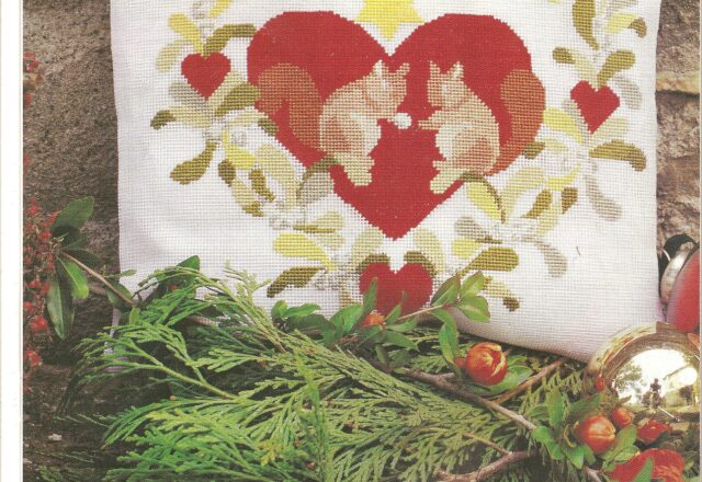 cuscino scoiattoli cuore (1)