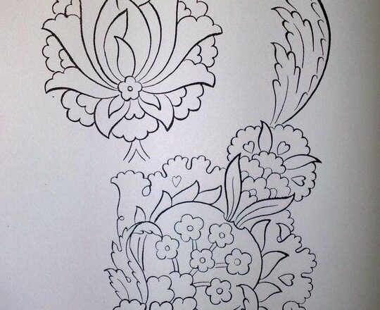 disegno da ricamare fiori stilizzati