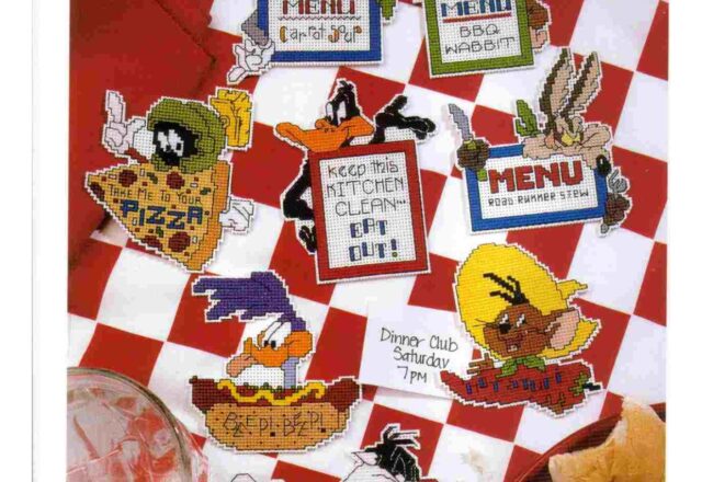 simpatiche calamite punto croce con personaggi Looney Tunes (1)